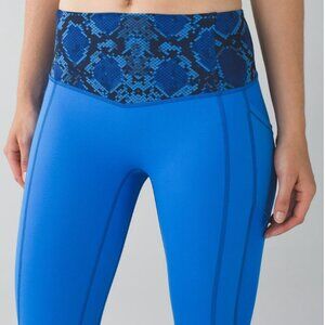 Lululemon All The Right Places Crop Pipe Dream Blue/Mini‎ Ziggy Snake Sz 2